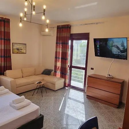 Apartment Matt House 2 Bedroom 2 Bathroom Beachside Durres